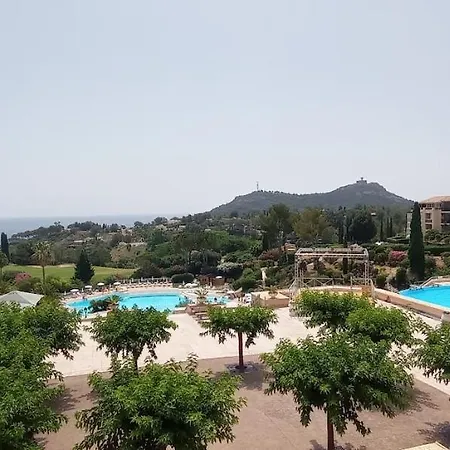 Cap Esterel Vue Climatise, Renove G4 227 * Saint-Raphael (Var)