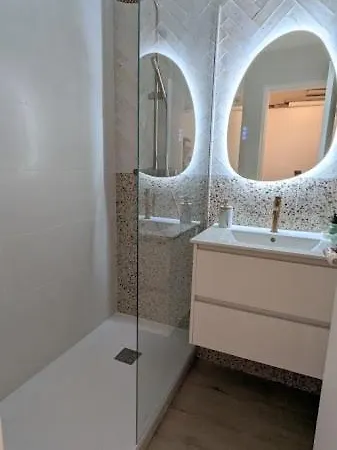 Cap Esterel Vue Climatise, Renove G4 227 Saint-Raphael (Var)